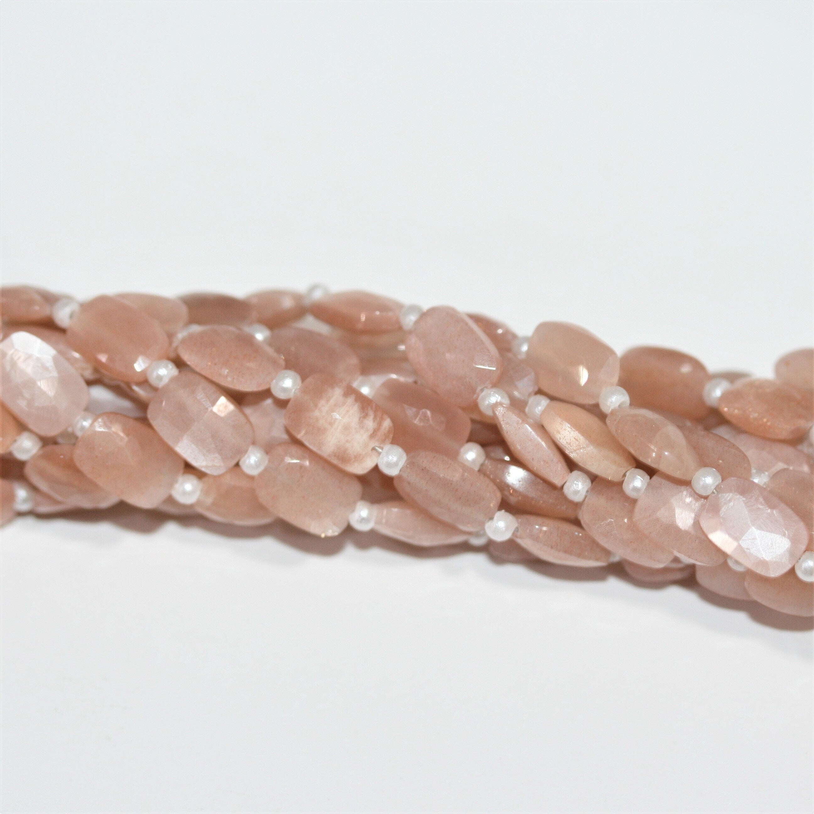 Cuentas rectangulares facetadas de piedra lunar marrón claro de 7" de 9 x 6 mm - Hilo de 17 cm.