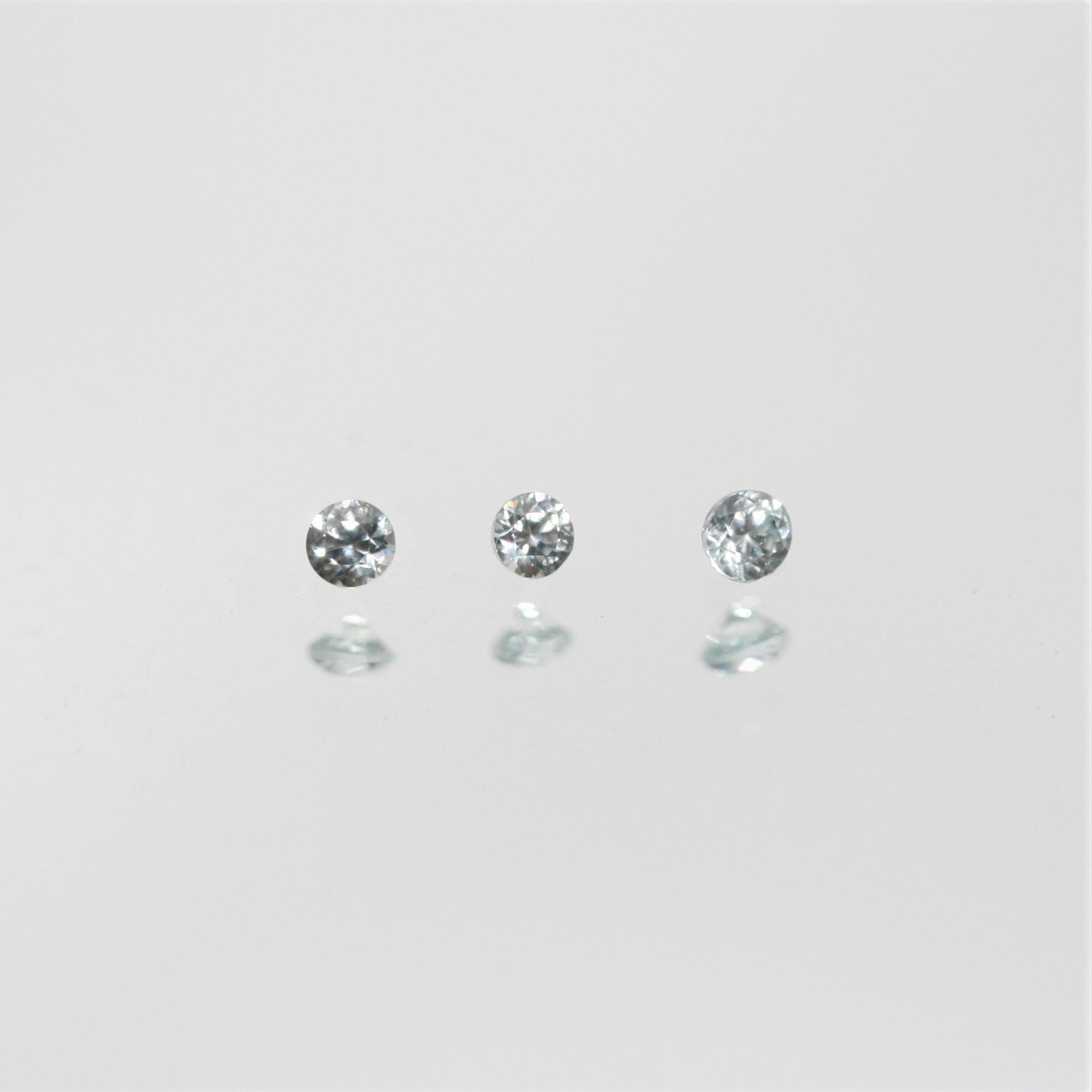 Lote de aguamarinas facetadas redondas de 1,1 mm. Aprox. - Lote de 2 quilates - Artículo 325LO