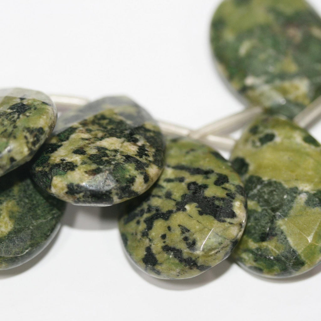 Cuentas de serpentina de Santa María facetadas de 23 cm, 30 x 22,5 mm aprox. - Hilo de 20 cm - Artículo 1697