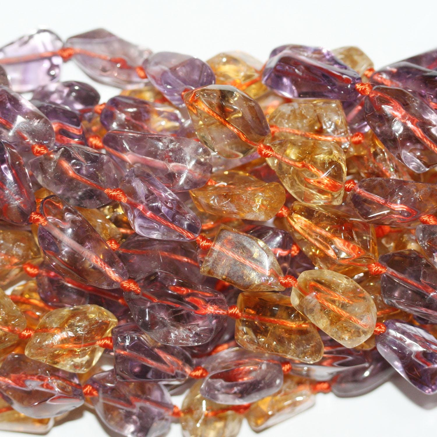 Perles de pépites facettées en améthyste et citrine de 15 pouces (environ 38 cm), 20 x 10 mm. Longueur du fil : 39 mm. Grosses pépites.