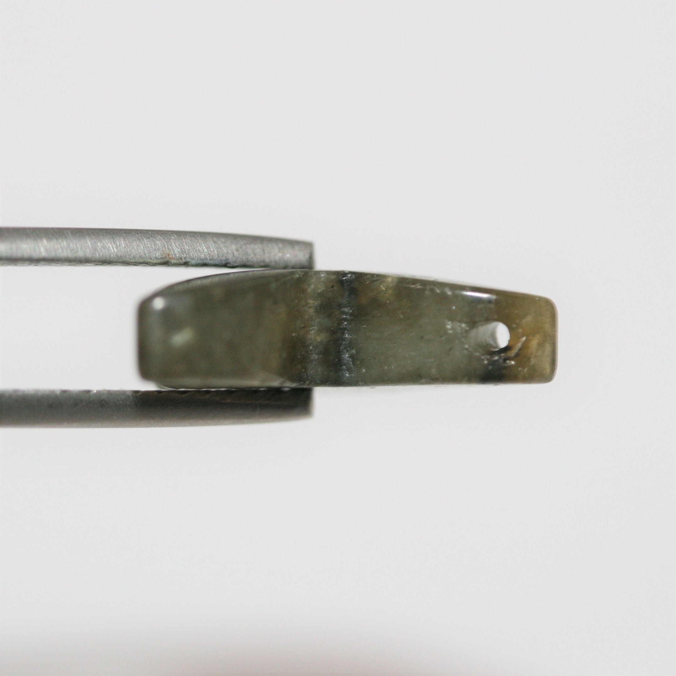 Pendentif papillon en labradorite, environ 18 x 12 mm