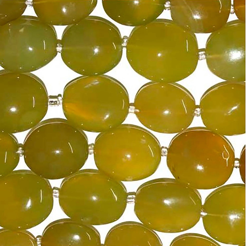 Perles de calchédoine verte St St lisses, 20 x 18 mm environ. Longueur du fil : 22 cm.