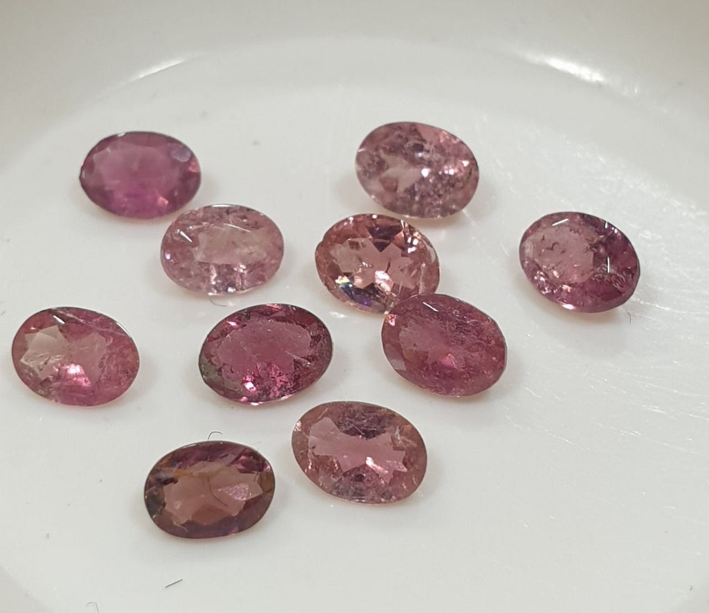 Lote de turmalina rosa facetada ovalada de 4 x 3 mm (10 unidades)