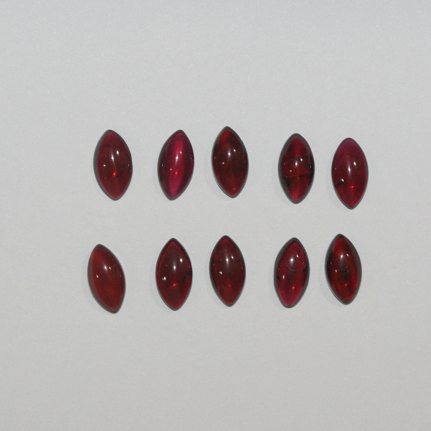 10Pcs Lot Garnet  Marquise Cabochon 10x5mm.-(10 pcs.)