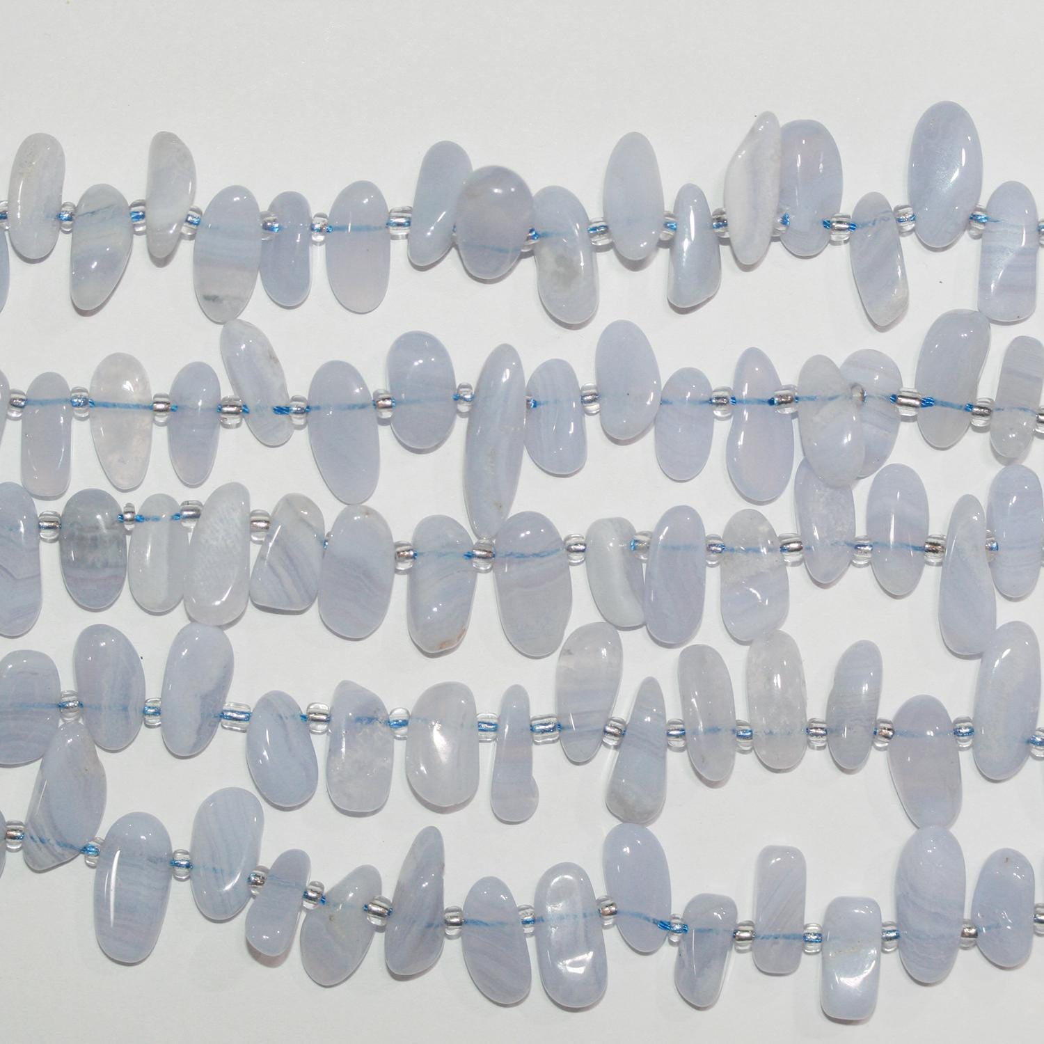 15" St Calchedony Bâtonnets Irréguliers Lisses Perles Ovales 10-18mm.-Environ-Bracelet 39cm.