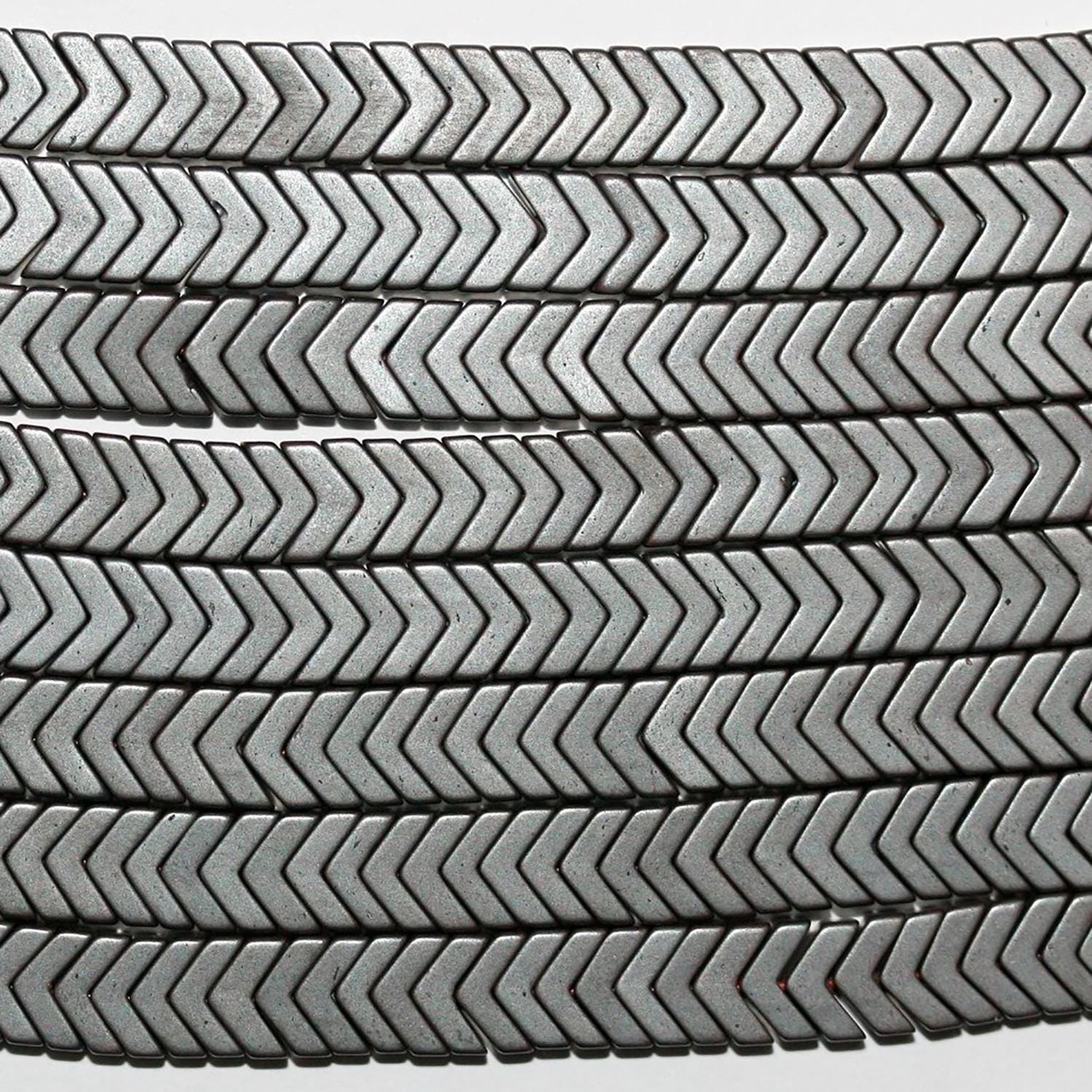 Perles en hématite de stèze, finition mate, lisses, en forme de pointe de lance, 6 x 1,5 mm, 40 cm de long.