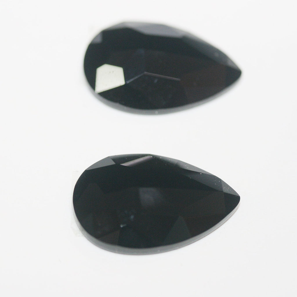 Onix Faceted Drop Cabochon 20x14mm .- (2 Pieces)