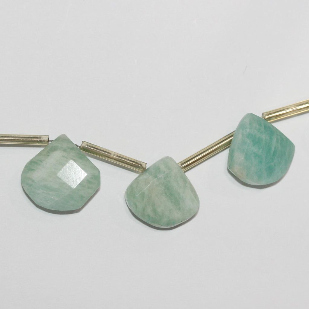 Cuentas de Amazonita Santa facetadas de 8", 12-16 mm aprox. - Hilo 21c