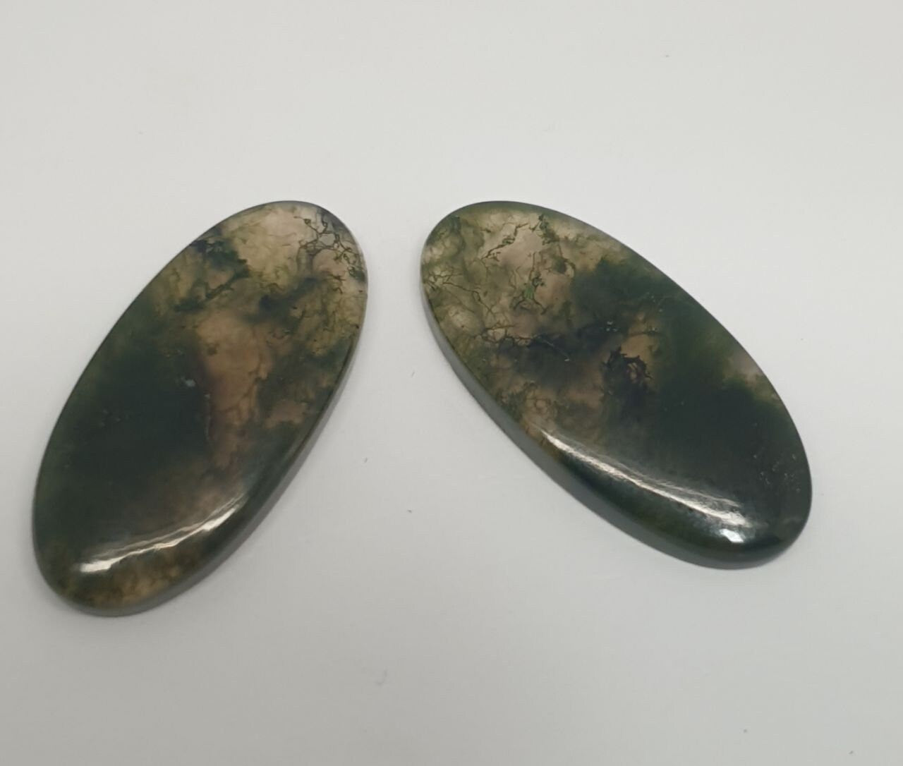 1 Matching Pair Moss Agate  25.4x15mm Oval Cabochons. Natural Stone-Untreated