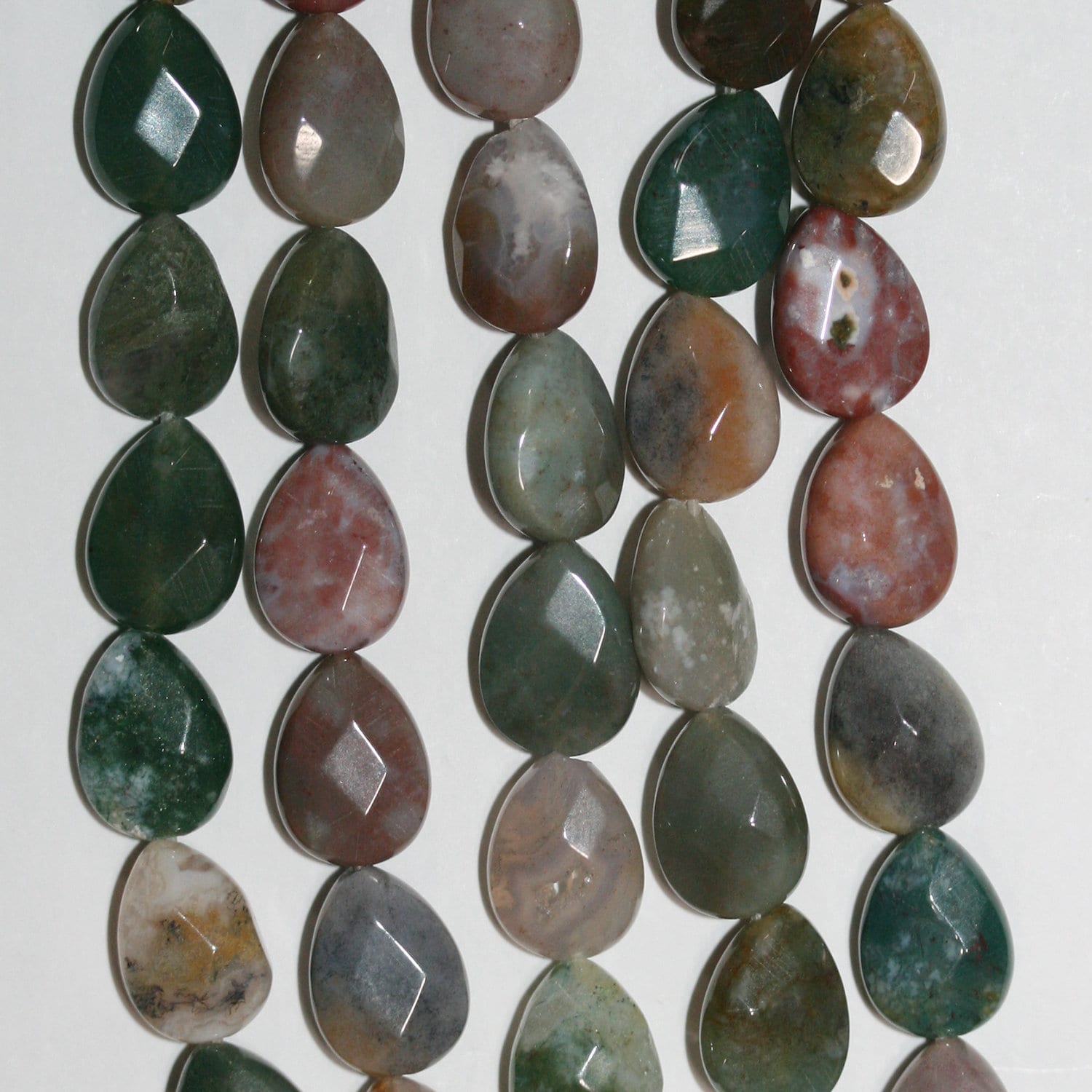 Cuentas de ágata india facetada de 7" de St., 11 x 8 mm, hilo de 19 cm.