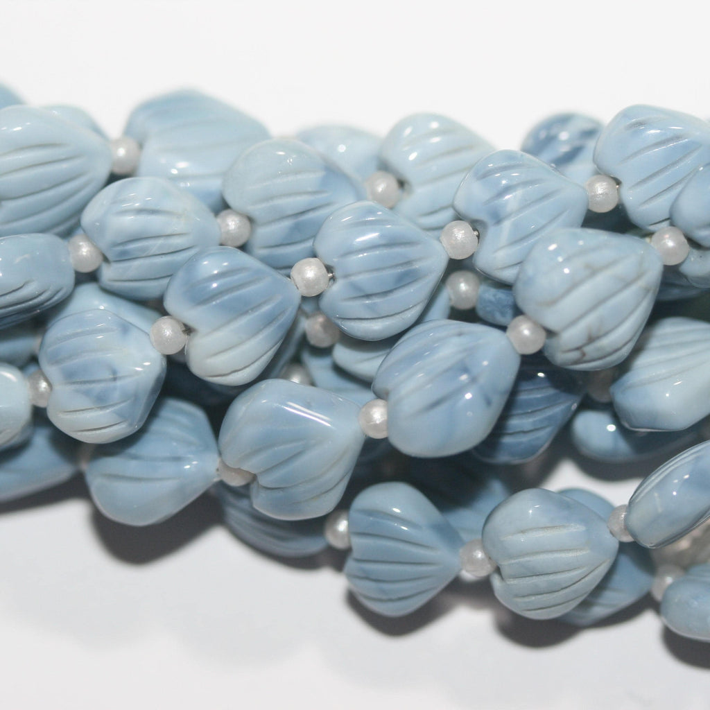 Cuentas de corazón galonadas de ópalo azul de 8" (8-10 mm). Aprox. - Hilo de 20 cm. - Artículo 15008