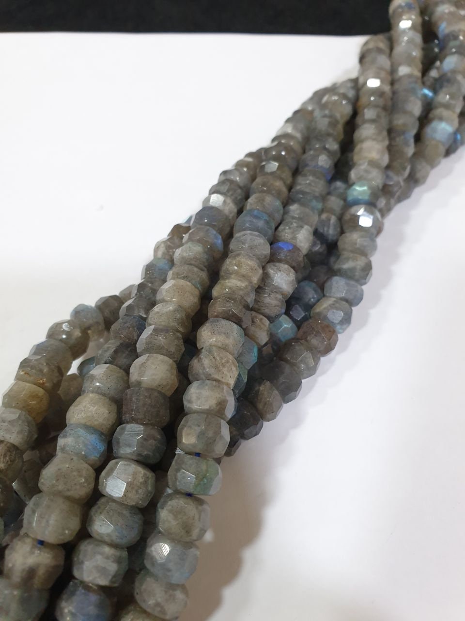 Cuentas redondas facetadas de labradorita azul fuego de 40 cm, 9 x 6 mm, hilo de 40 cm, gemas sin tratar