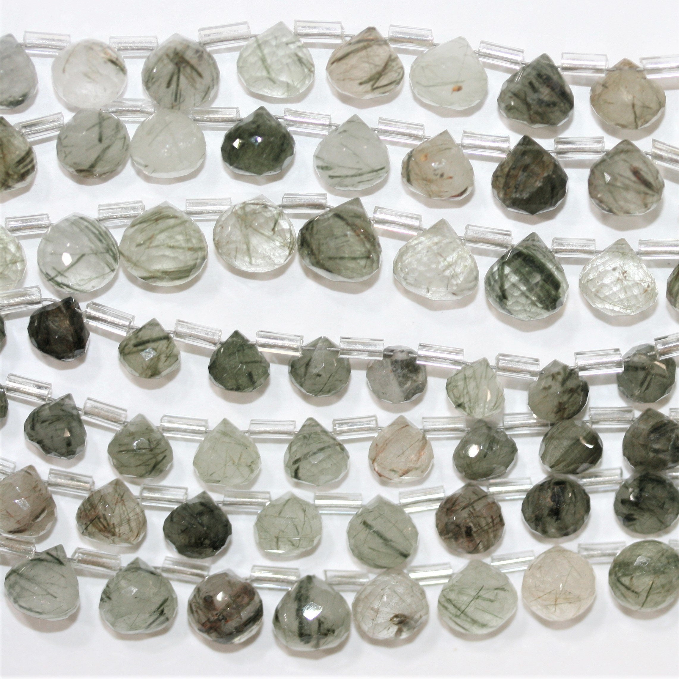 Perles en quartz tourmaliné St à facettes en forme de goutte, 9" 6-8 mm.- Brin 22 cm.