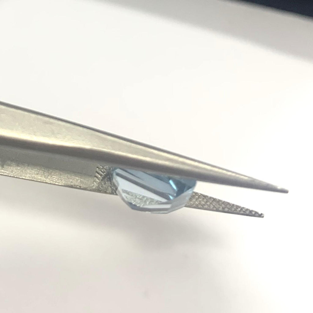 Lote de 2 piezas de Topacio Cielo Facetado Cuadrado de 10 mm. (2 uds.).