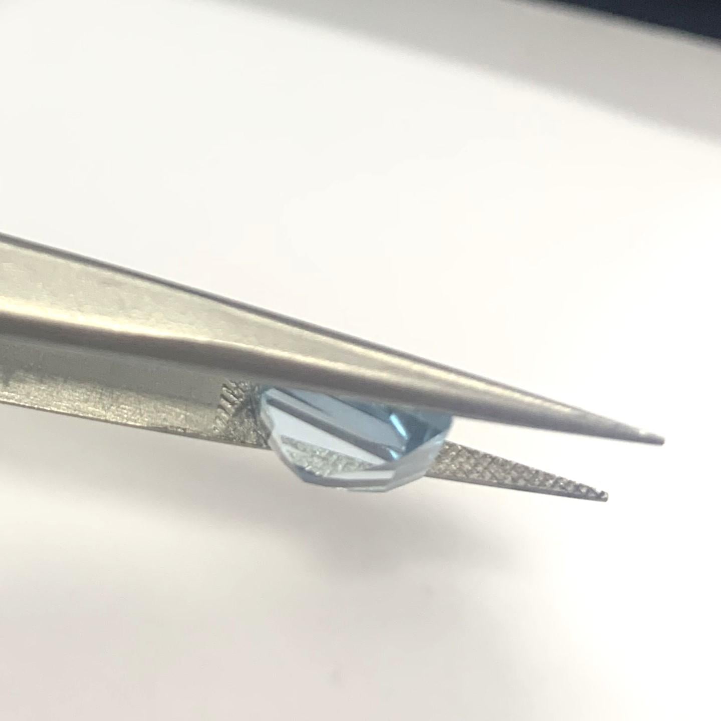 Lote de 2 piezas de Topacio Cielo Facetado Cuadrado de 10 mm. (2 uds.).