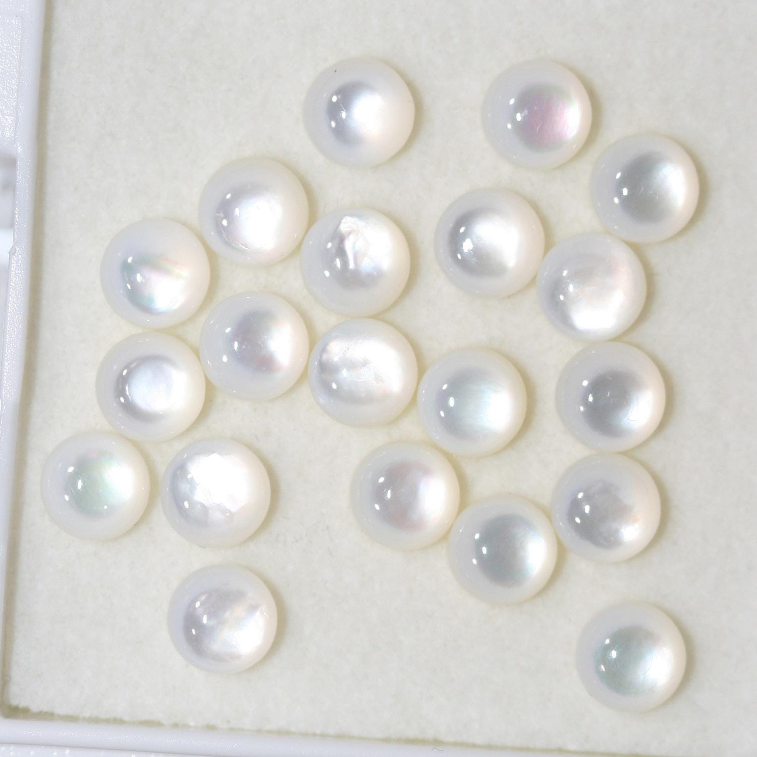 20 Pcs Nacre Round Cabochon 5mm (20 pcs)