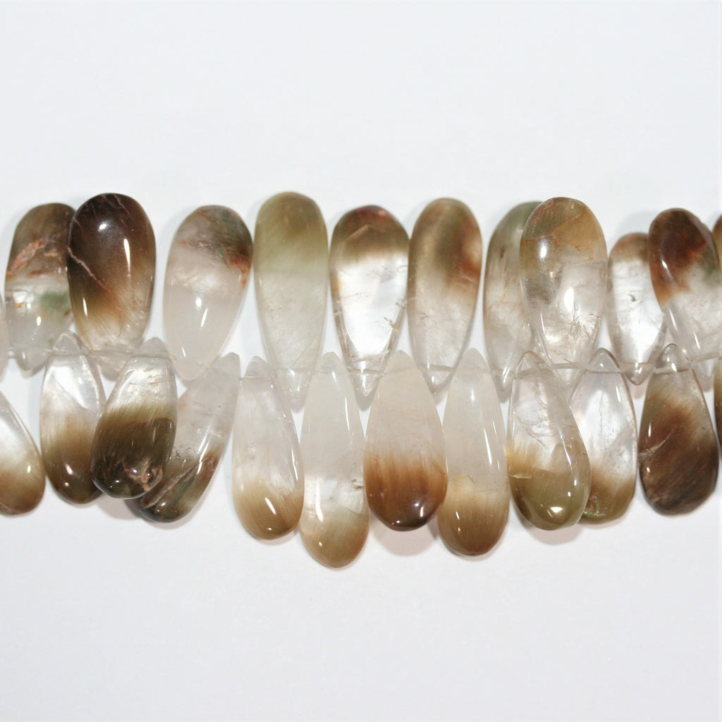 Perles en quartz rutile St de 8 pouces, à facettes lisses et graduées, de 13 x 6 à 20 x 8 mm. Longueur du fil : environ 20 cm.