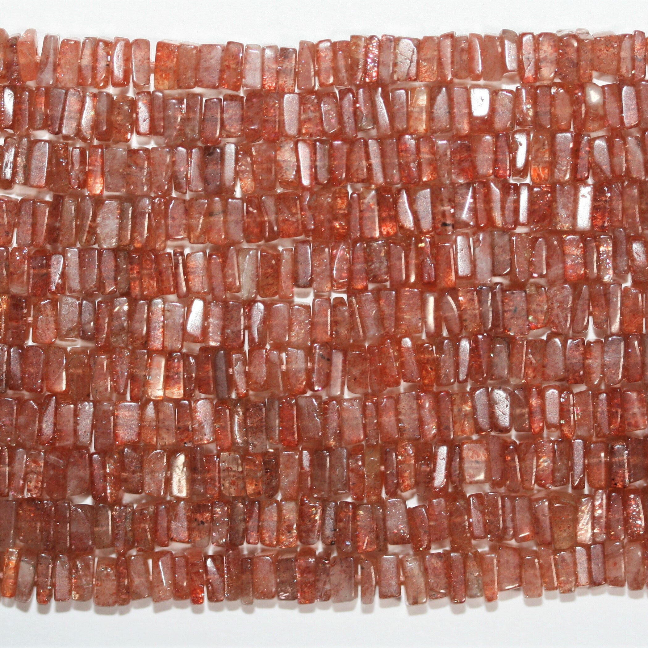 16" St Sunstone Cuentas cuadradas planas lisas de 5 x 2 mm - Hilo de 42 cm.