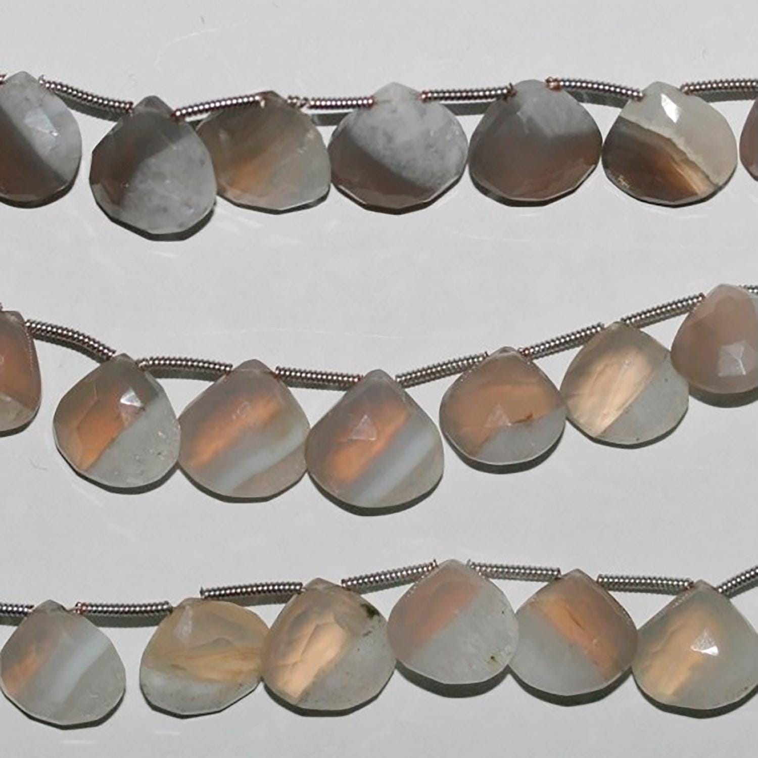 Cuentas de cuarzo biológico facetadas de 8" (11-12 mm, aprox. - Hilo de 20 cm)