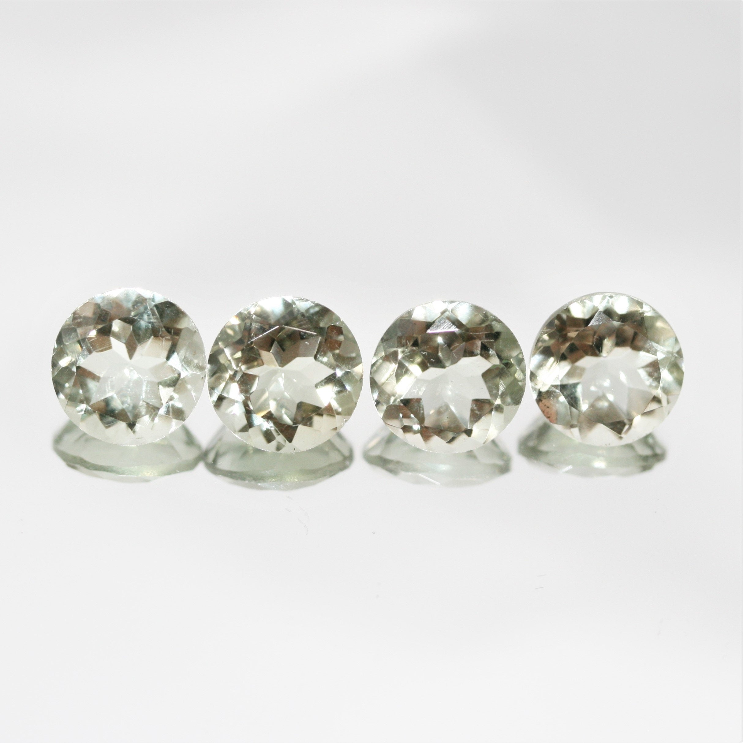 Prasiolite ronde à facettes, lot de 4 pièces de 10 mm.