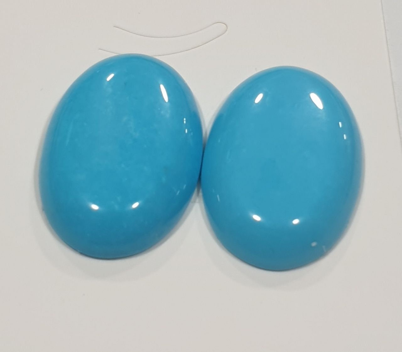 Lote de 2 cabujones ovalados de howlita azul (2 unidades) de 22 x 30 mm