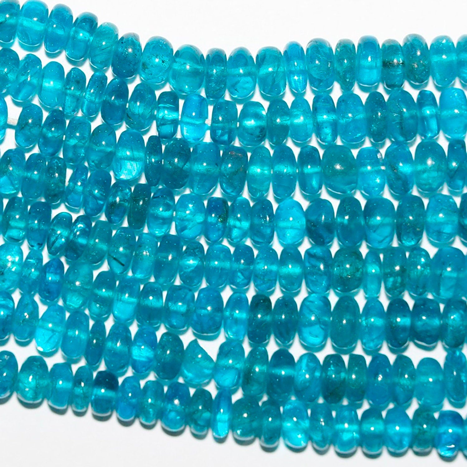 Cuentas redondas lisas de apatita azul cielo de 40,6 cm (16"), graduadas, de 4 x 2 mm a 8 x 4 mm (tira de 42 cm)