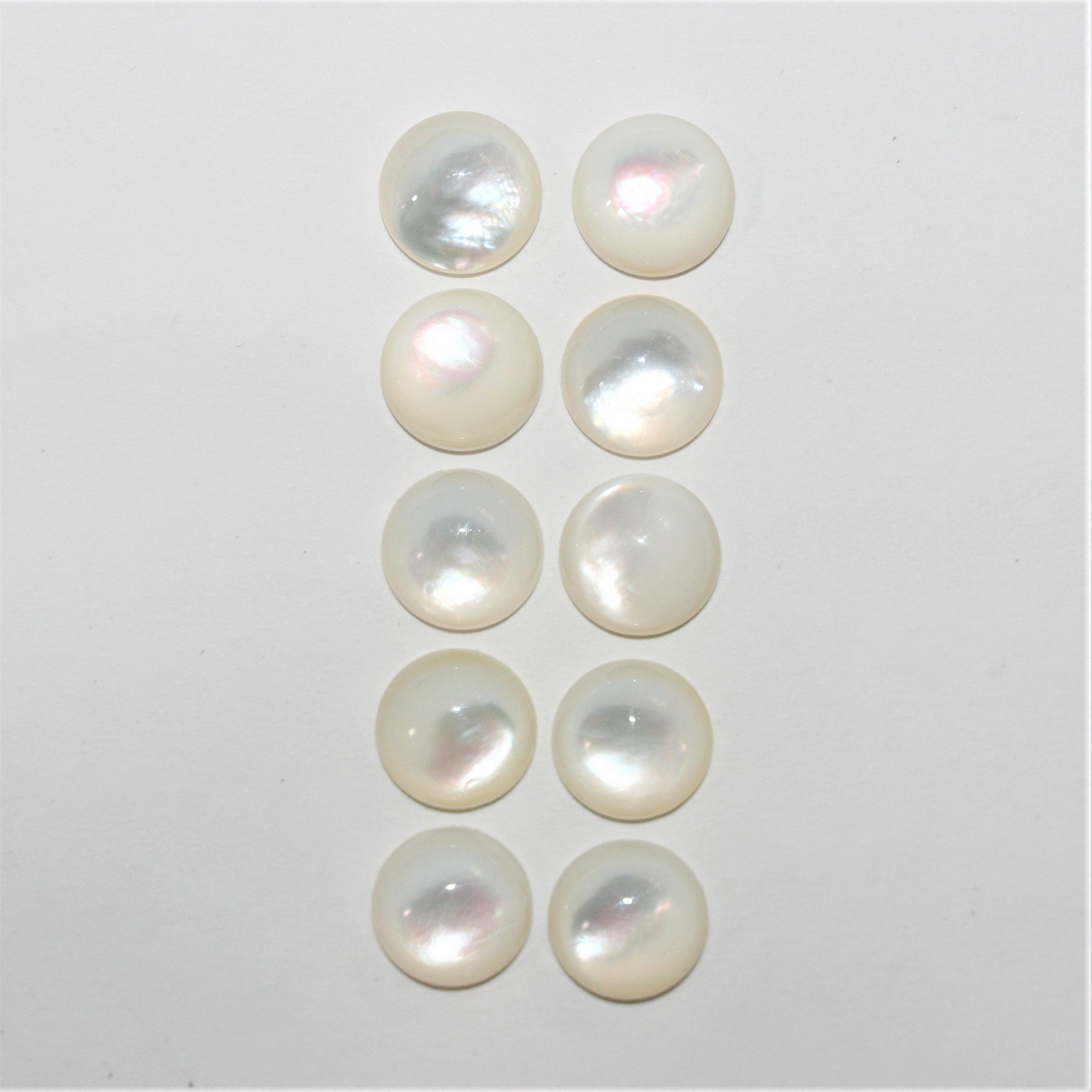 MOP Round Cabochon 10 mm. (10 pieces)