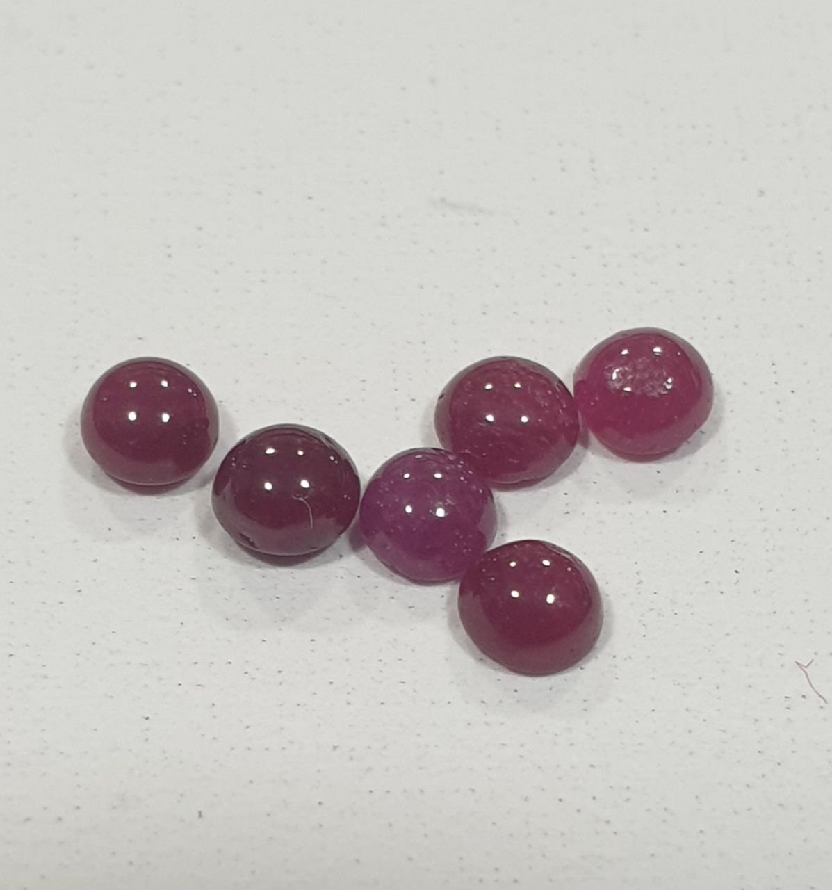 Ruby Smooth Round Cabochons Lot 2.8-3mm.- 6 Pieces
