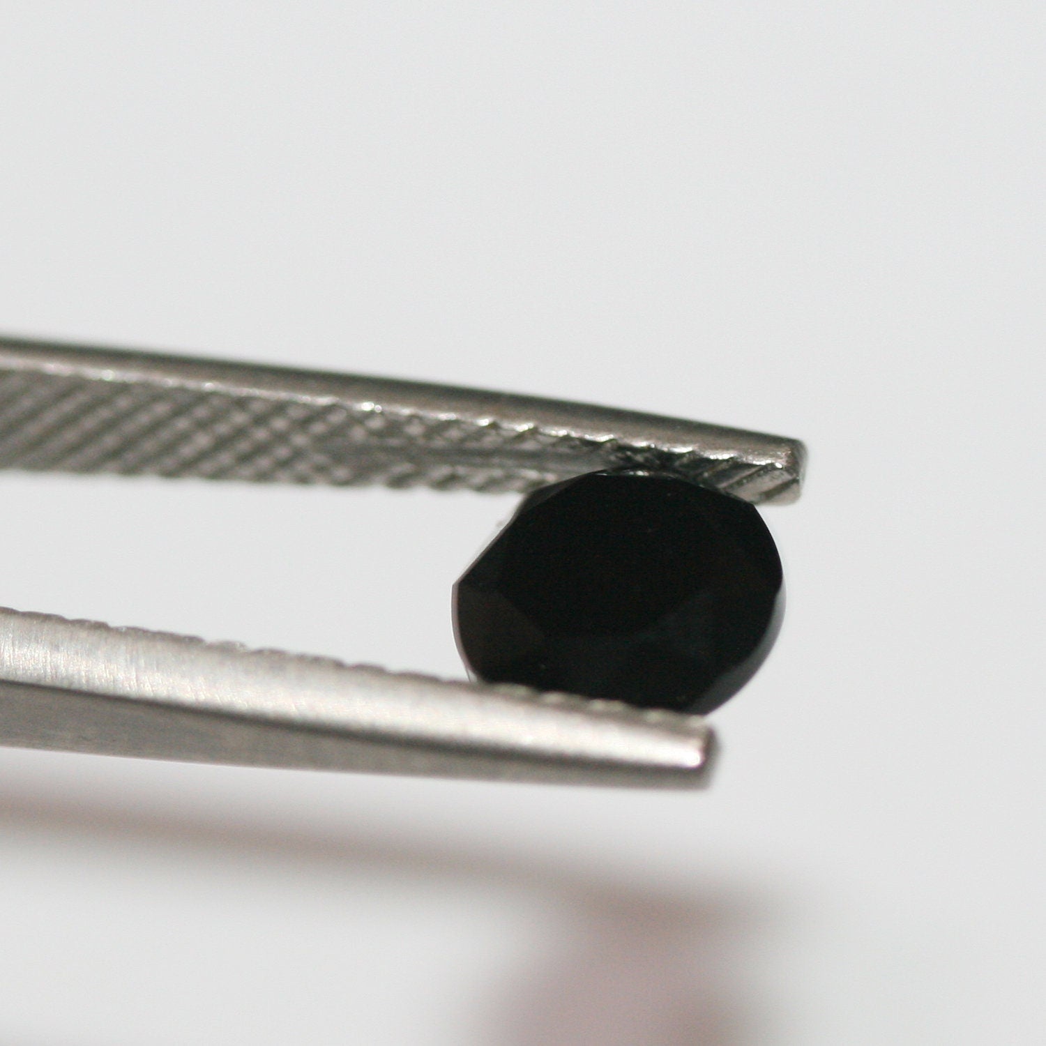 10 Pcs Lot Onyx Round Faceted Cabochon 7mm (10 pcs)