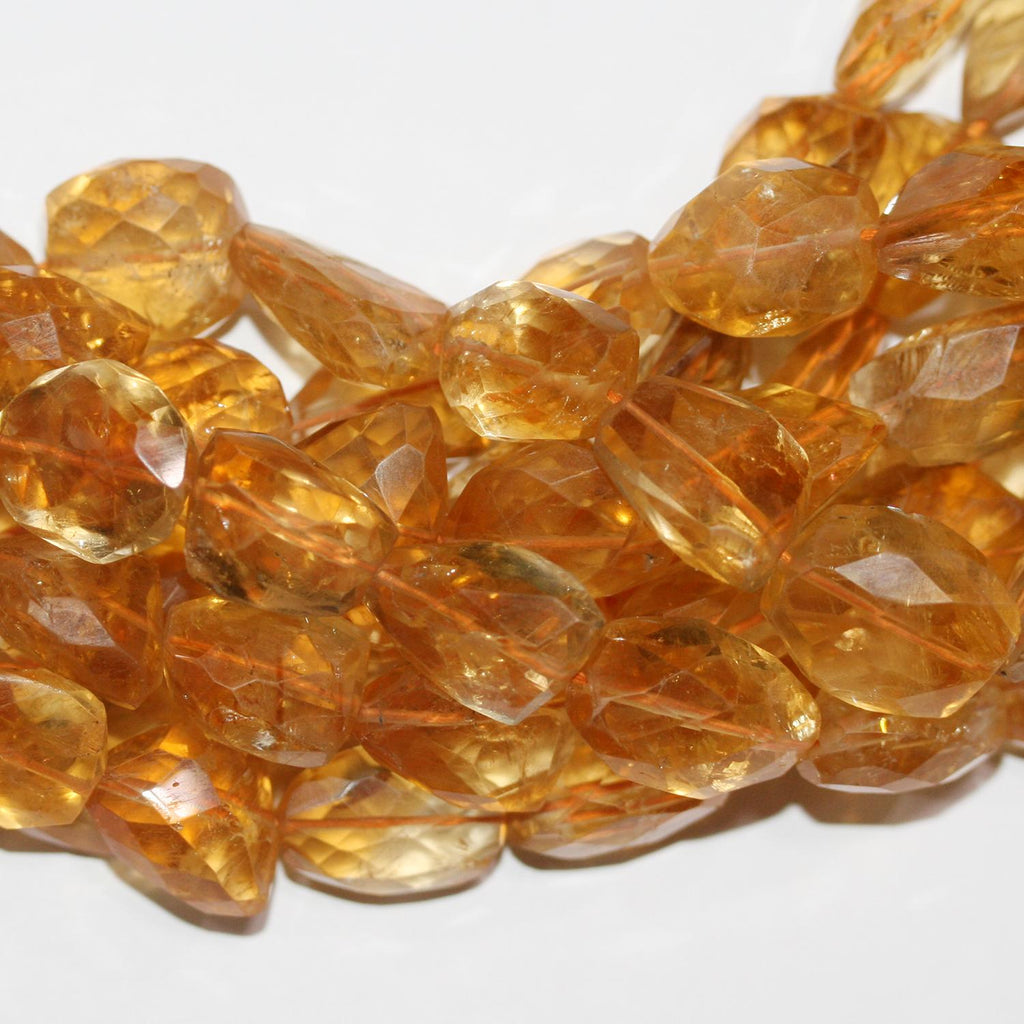 Cuentas de citrino de 19", facetadas y graduadas, de 14 x 7-25 x 12 mm (aprox. - Hilo de 50 cm).