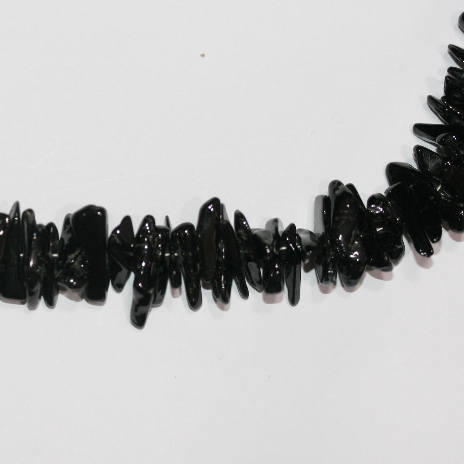 18" St Turmalina Negra Lisa Chips Perlas Irregulares 14x3mm.-Aprox.-Hilo 46cm.