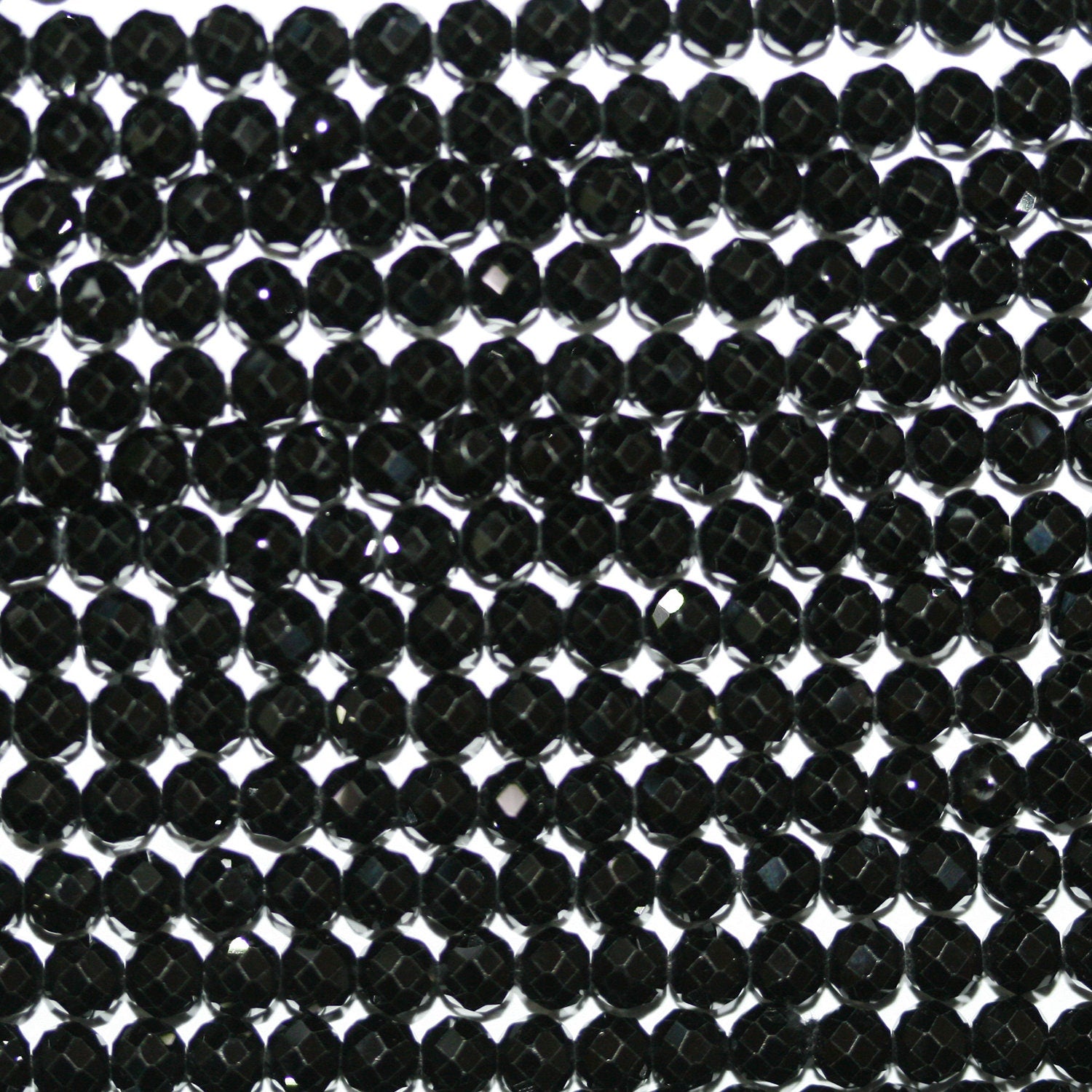 13" St Spinel Faceted Round Beads 4mm.-Strand 34cm.