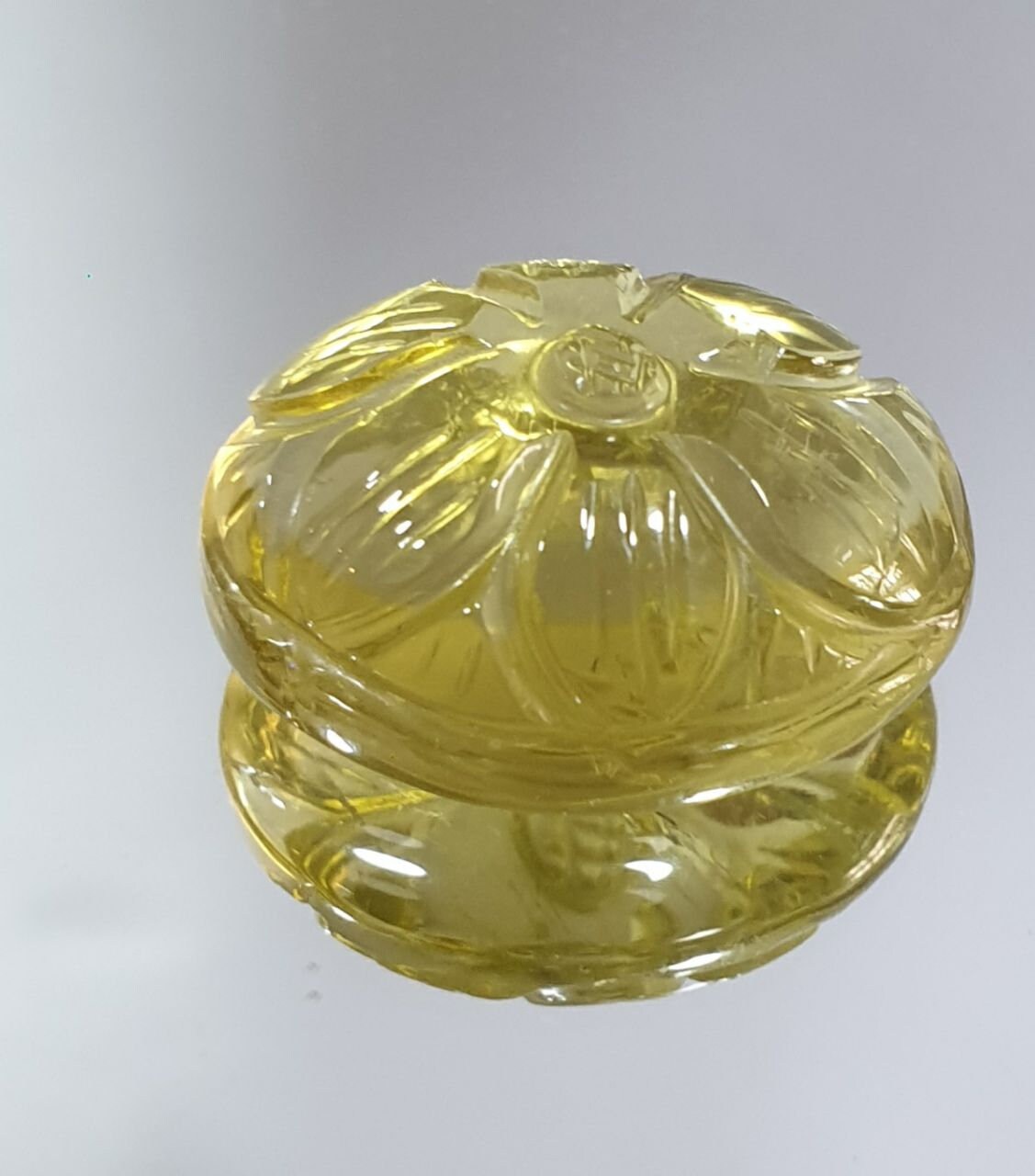 AAA One Of A kind Hand Carved Lemon Quartz Oval  Cabochon Stone Unique Carving 23.4x18.75mm 35.28ct Really Fancy Shape
