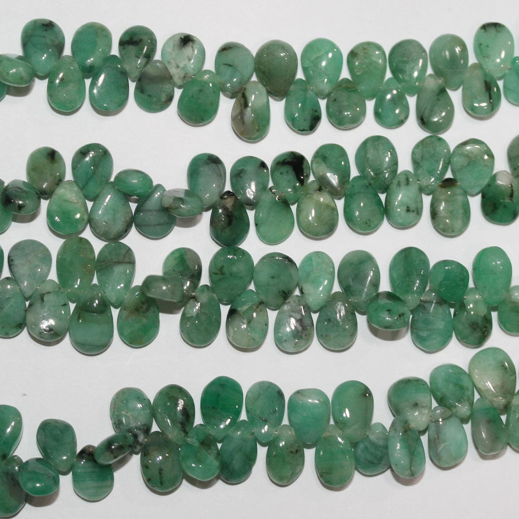 Perles plates lisses en émeraude de 8 pouces (8 x 5 mm). Longueur du fil : environ 20 cm.