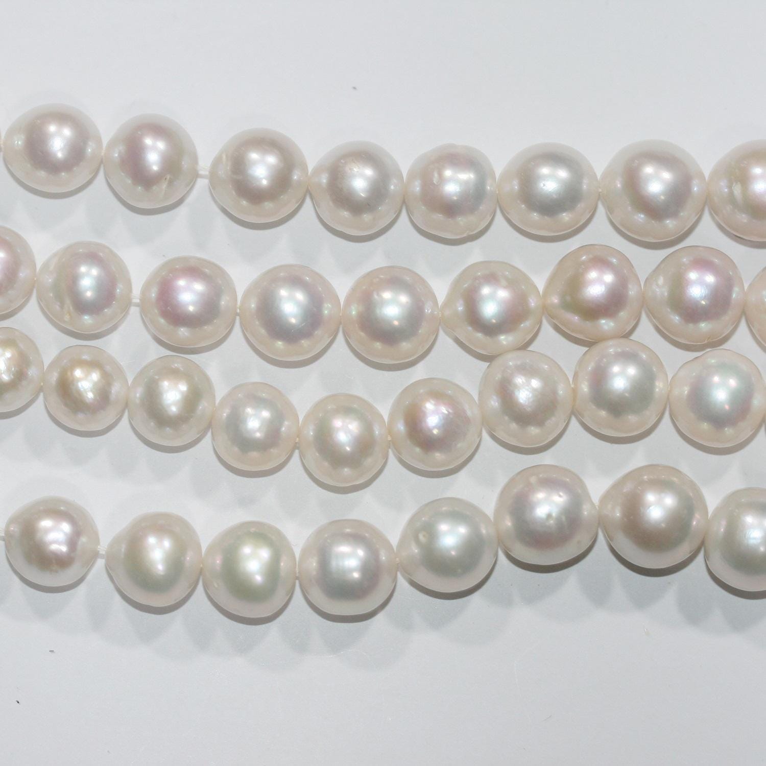 Perles rondes d'eau douce dégradées de 10 à 13 mm, 40 cm de diamètre. Collier de 40 cm. Perles naturelles à prix de gros.