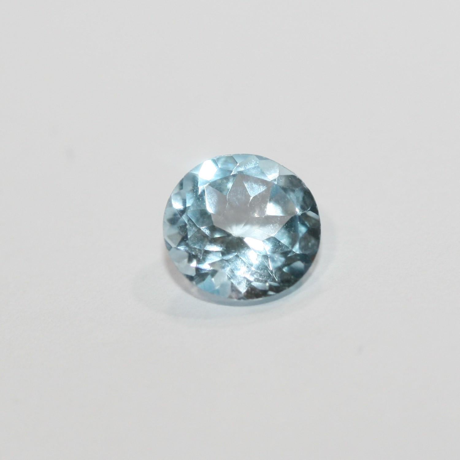 10Pcs Lot Sky Topaz Round Faceted 5mm .( 10 Pcs )