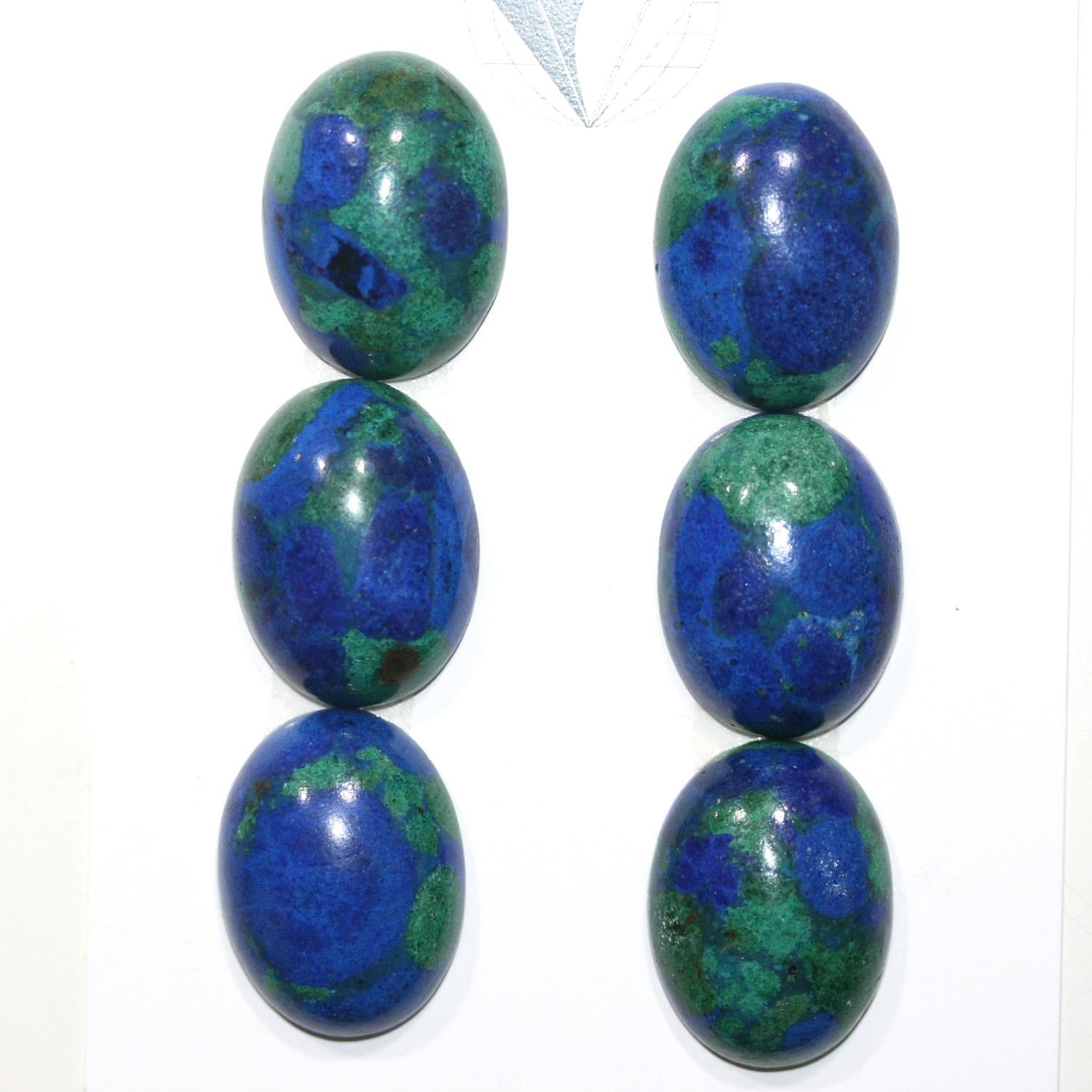 6 cabochons ovales lisses en azurite 20x15 mm. (6 pièces).