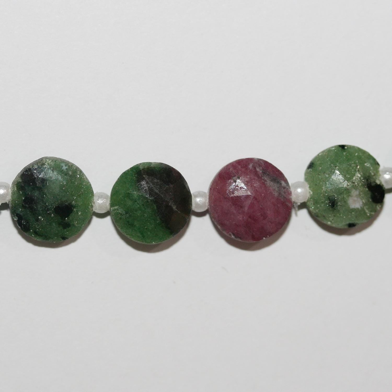 Perles rondes à facettes en zoïsite rubis St de 8 pouces (10 mm) - Fil de 20 cm