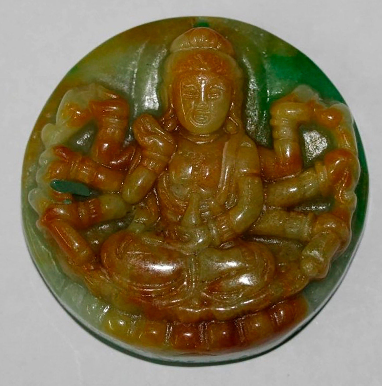 Pendentif en jade multicolore 50 mm