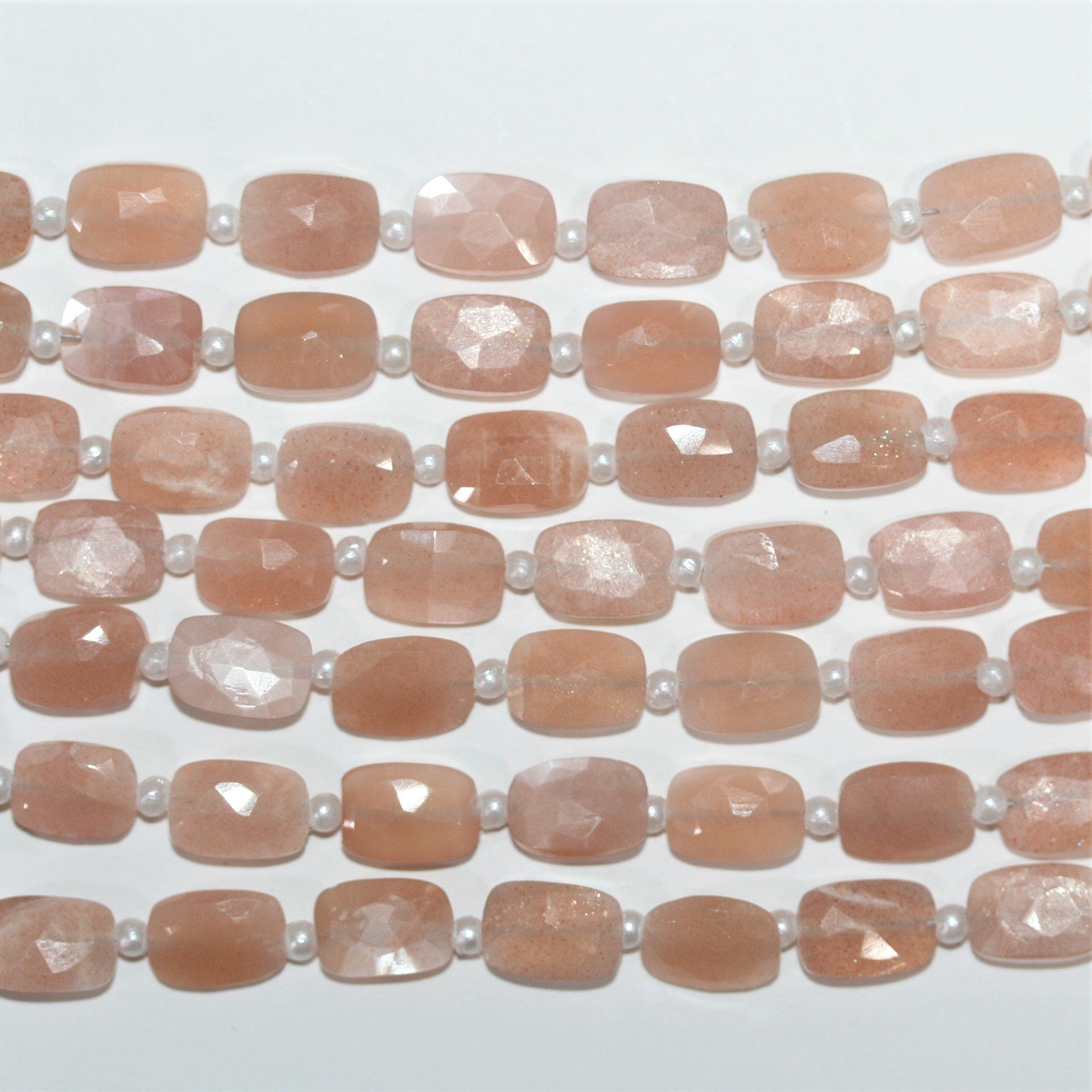 Cuentas rectangulares facetadas de piedra lunar marrón claro de 7" de 9 x 6 mm - Hilo de 17 cm.