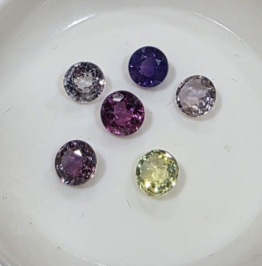 Lote de 6 zafiros multicolores redondos facetados de 4 mm - Paquetes de piedras preciosas - Piedras sueltas al por mayor - Gemas naturales