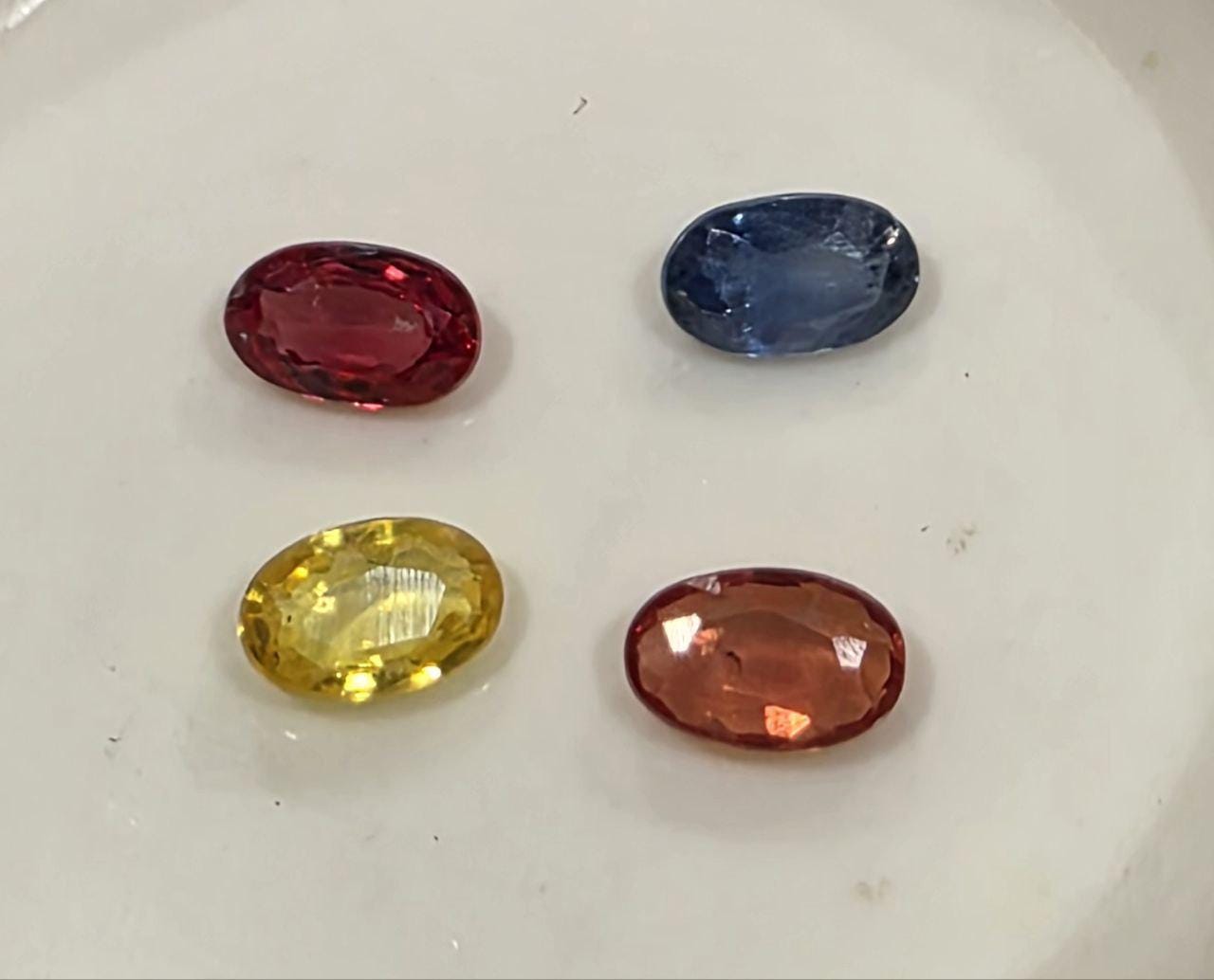 Lot de saphirs ovales multicolores naturels 4x3mm, verts, jaunes et oranges - Vente en gros - Pierres de qualité supérieure