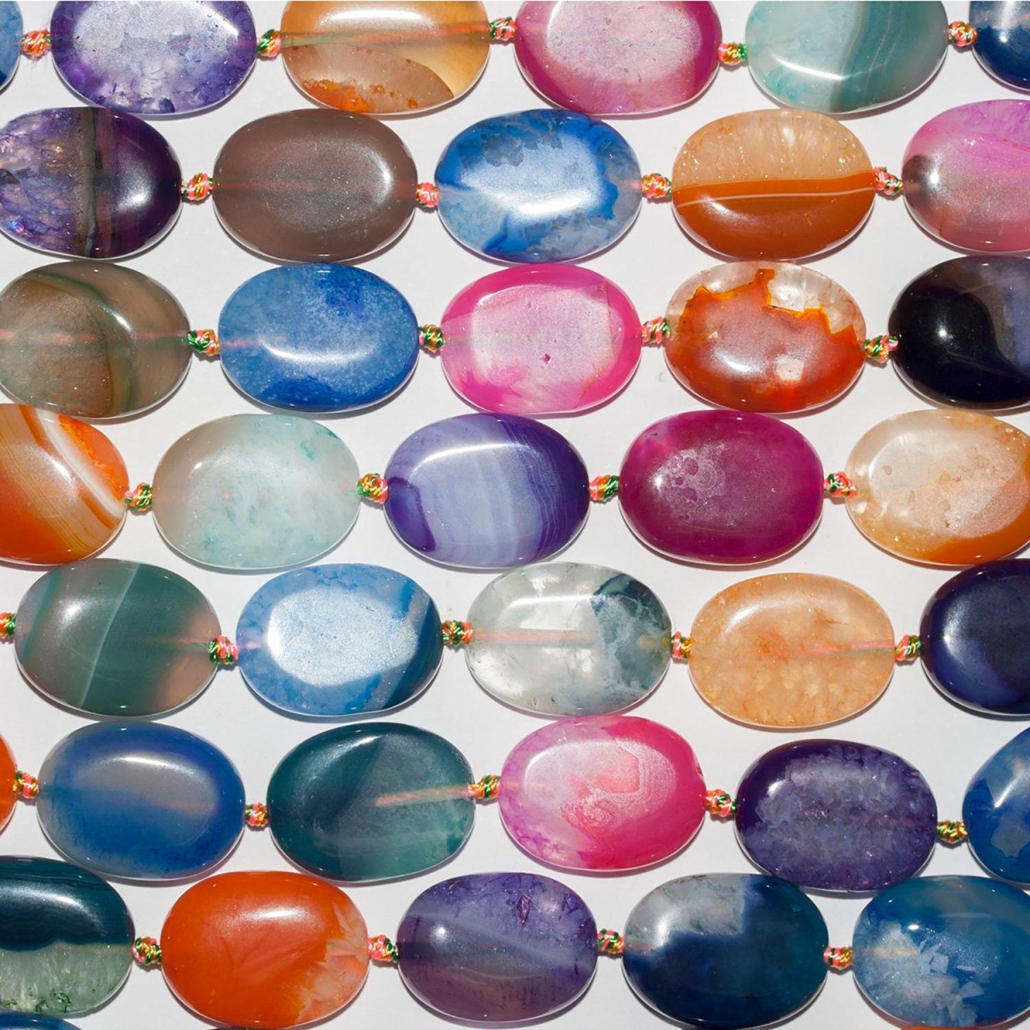 Cuentas ovaladas lisas de ágata multicolor de 16" (20 x 15 mm) - Hilo de 40 cm
