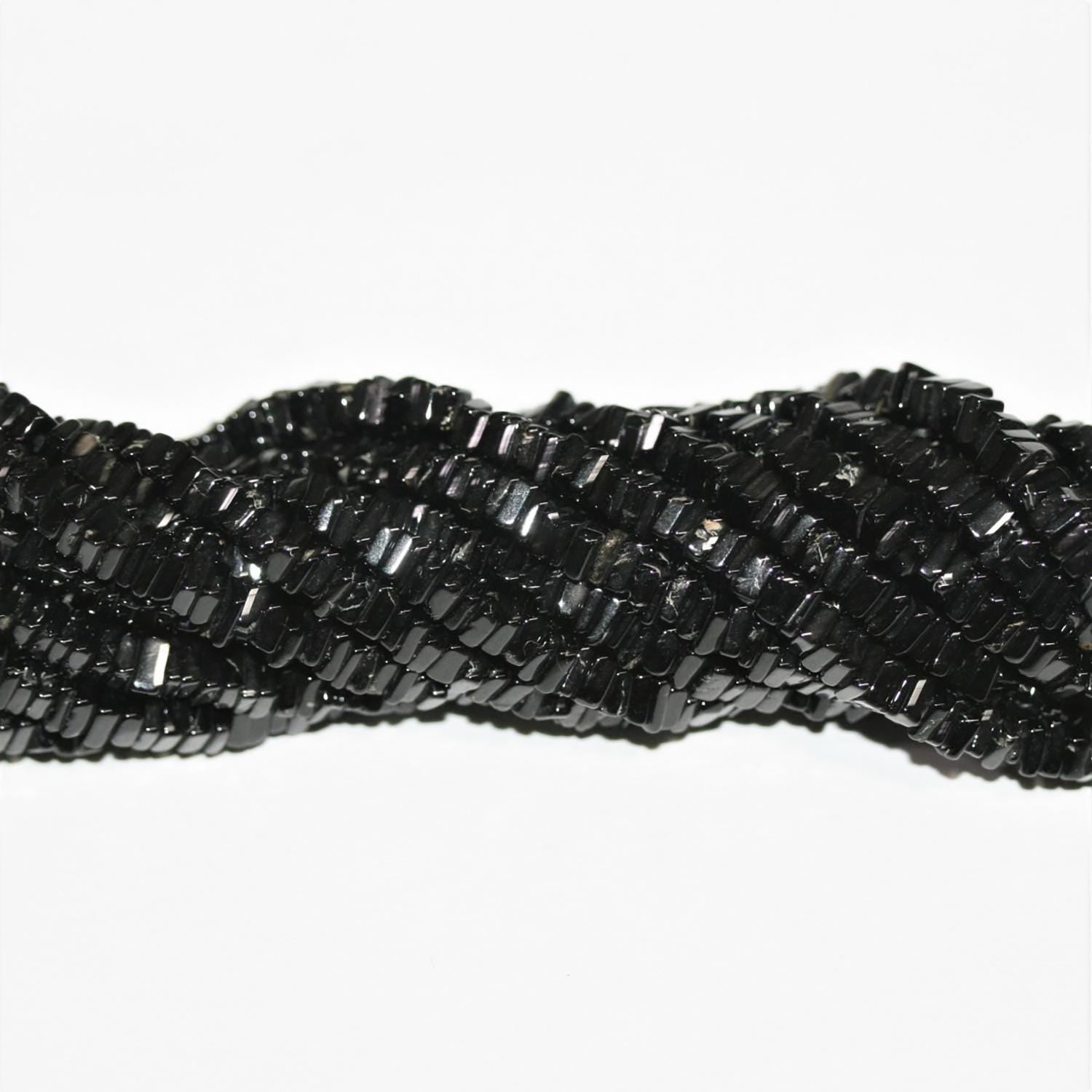 Cuentas cuadradas planas lisas de espinela de Santa de 4 x 2 mm (16") - Hilo de 42 cm