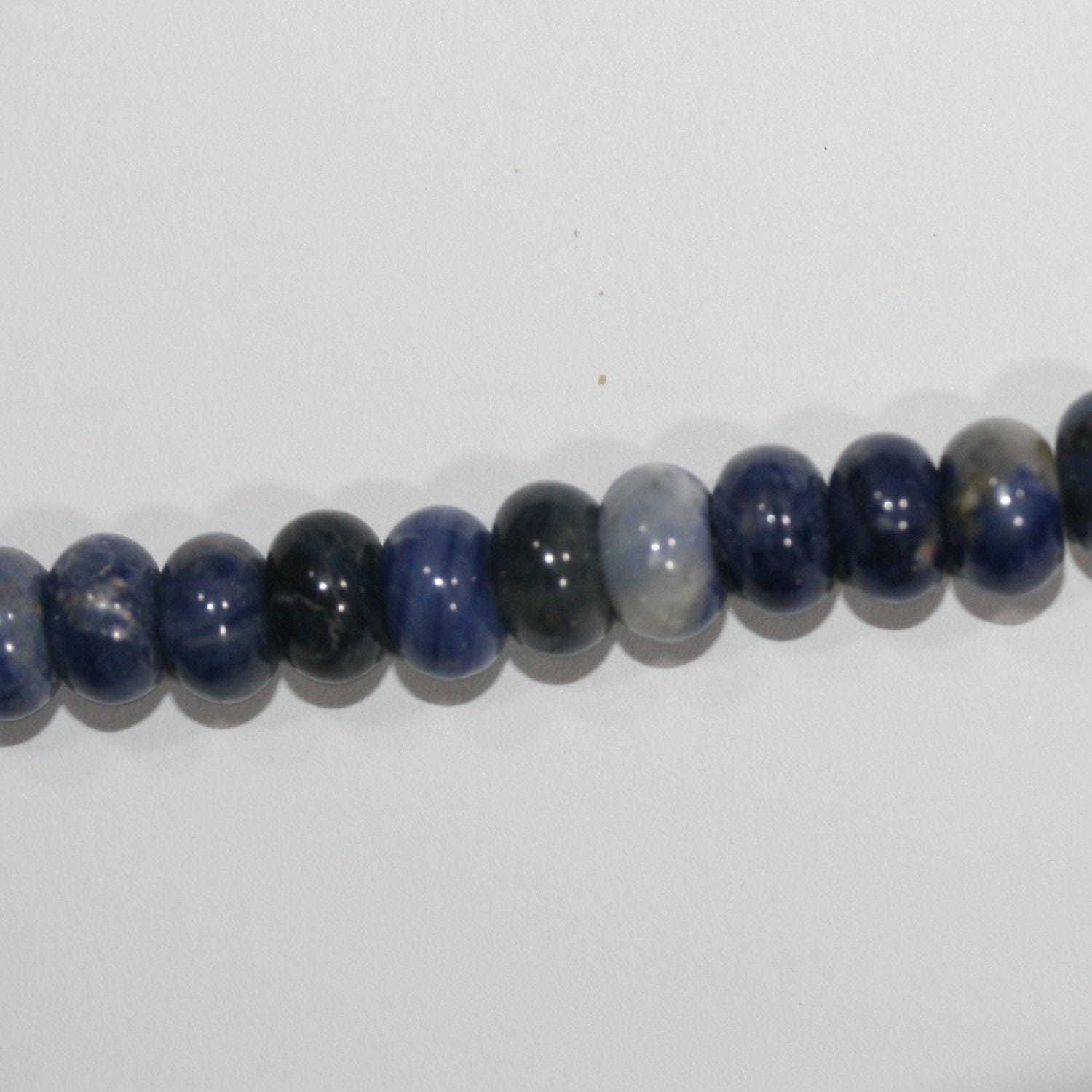Perles rondelles lisses en sodalite St de 15 pouces (8 x 5 mm). Longueur approximative du fil : 39 cm.