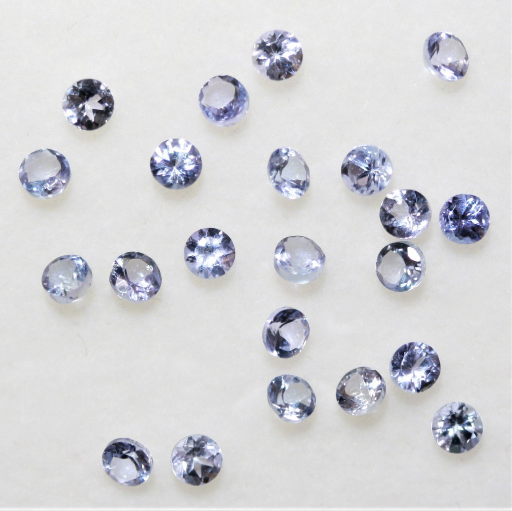 Lot de tanzanites rondes à facettes de 2,6 à 2,8 mm - 2 carats