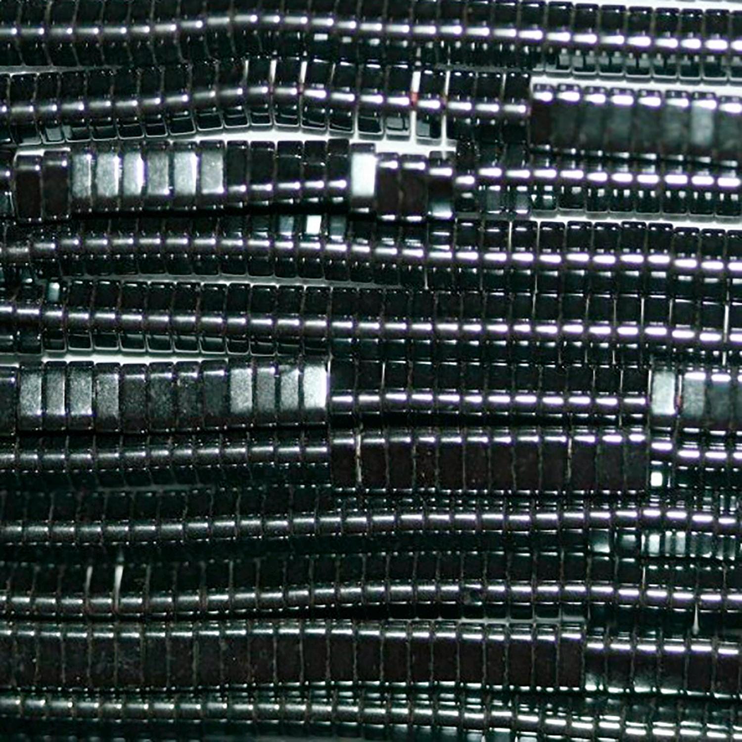 Perles triangulaires lisses en hématite St, 3 x 1 mm, 40 cm (16 pouces) - Fil de 40 cm (40 pouces)