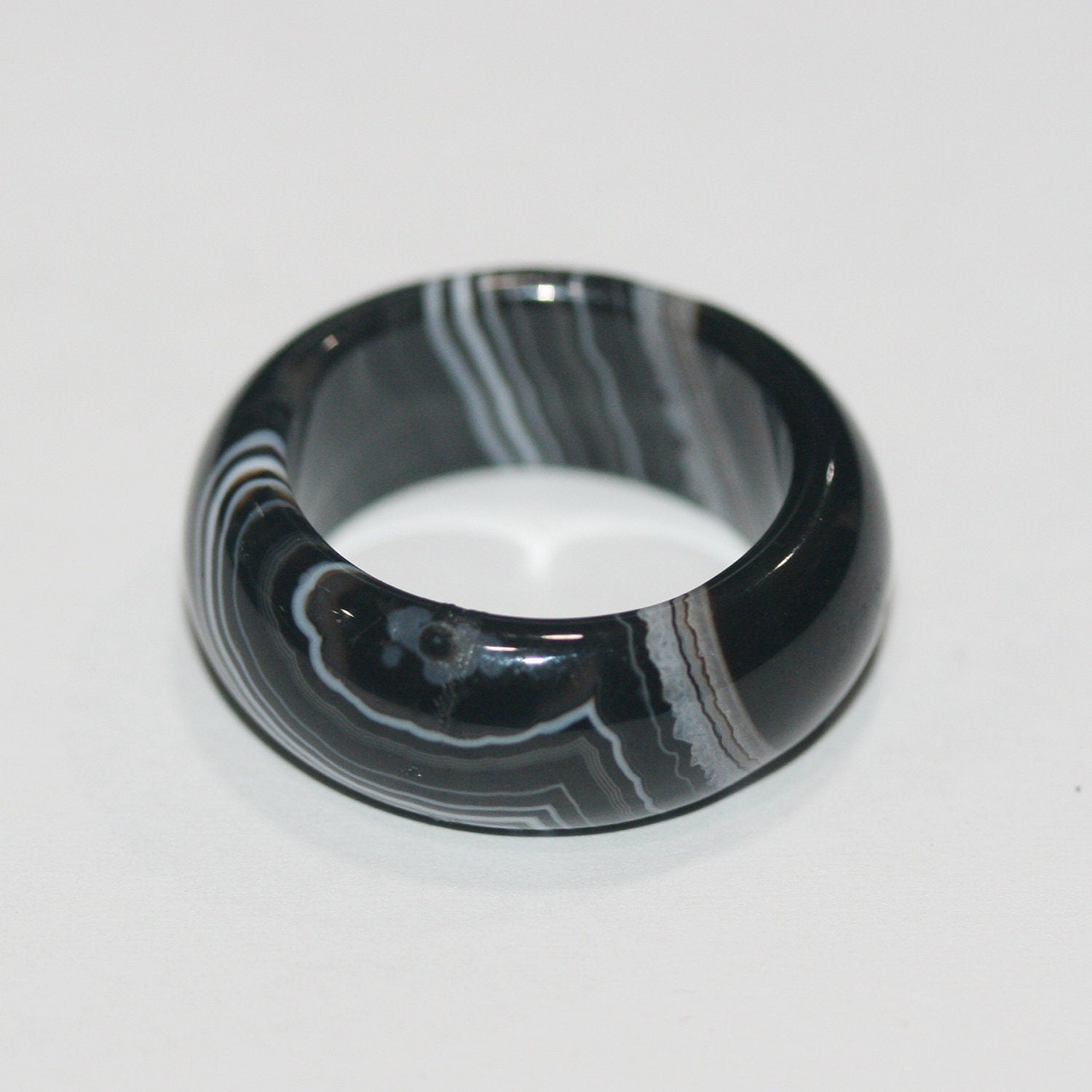 Colgante liso de ónix rayado de 27 x 10 mm