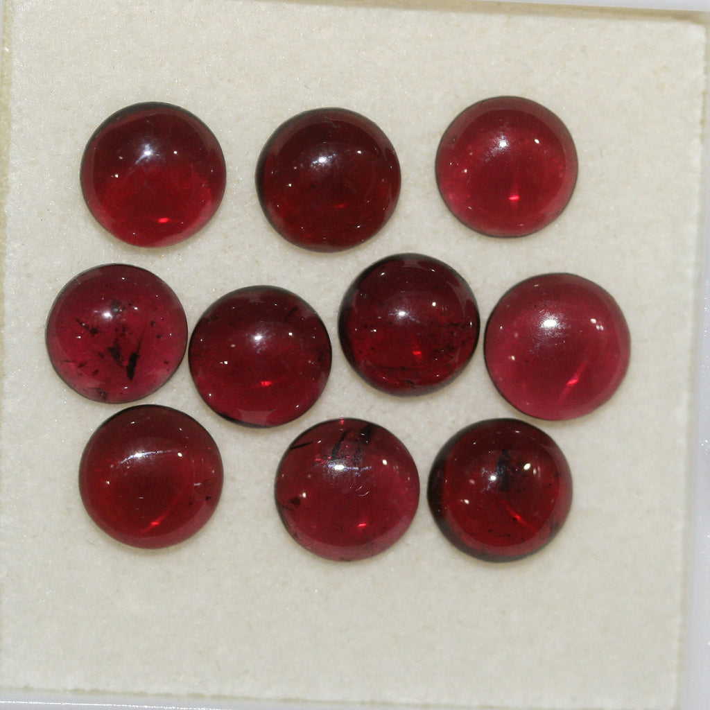 10Pcs Lot Garnet Round Cabochon 7mm.-(10 pcs.)