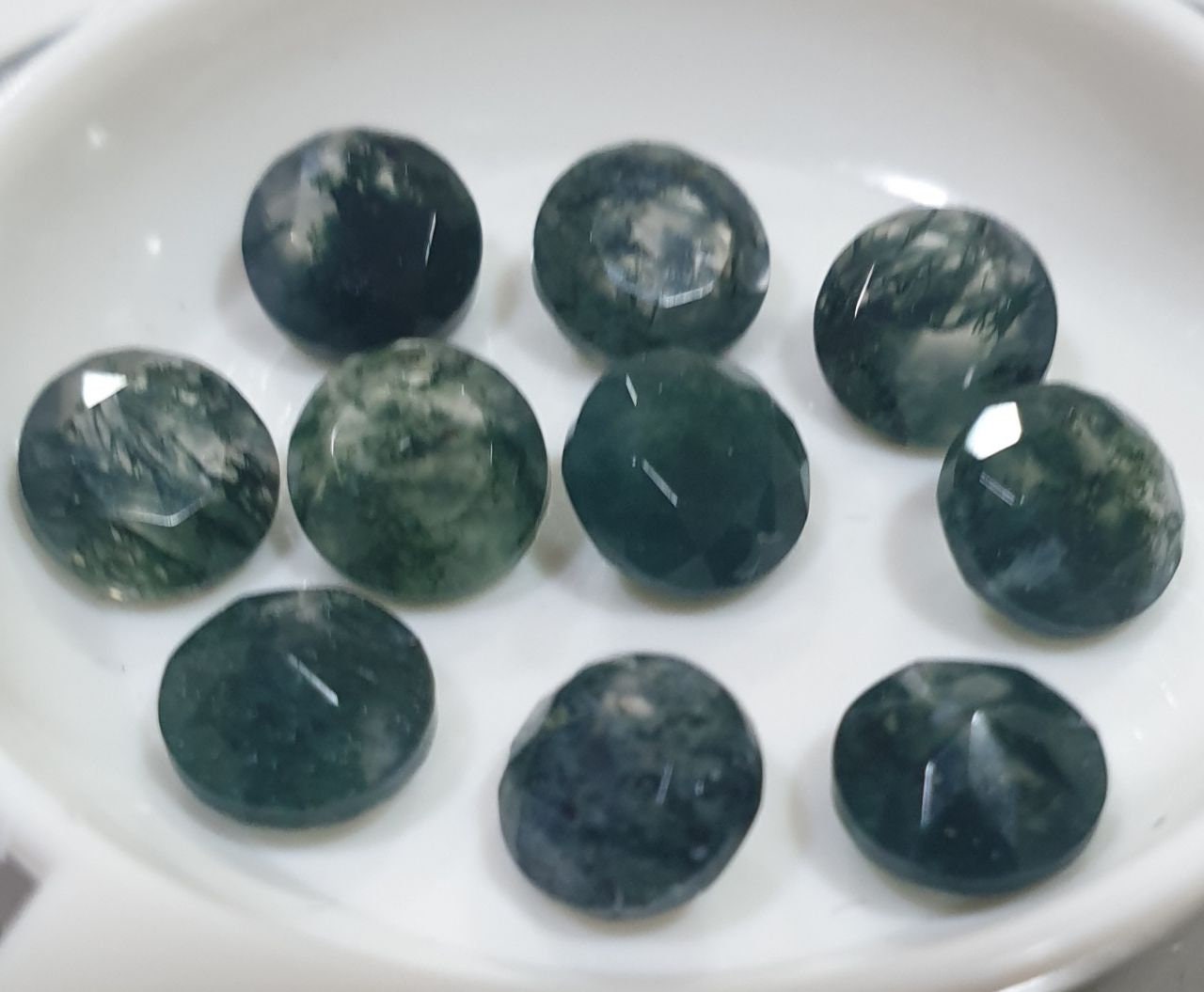 10 Pcs Lot  Moss Agate  6mm Faceted Round Pointed Back  . Natural Stone-Untreated Stone